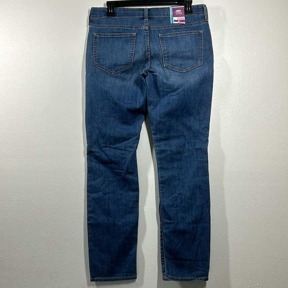 Old Navy The Diva Jean Skinny Short NWT Medium Wash Size 6 - Picture 5 of 10
